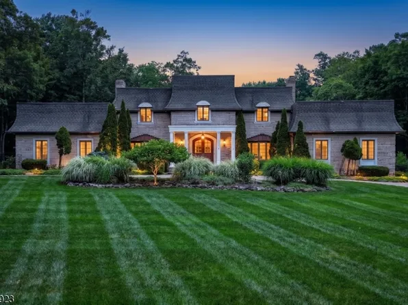 21 Baldwin Rd, Saddle River Boro, NJ 07458