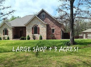 24473 Remington Ln, Lebanon, MO 65536