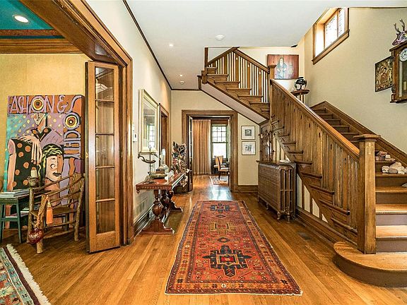 5th image of 5035 Westminster Pl