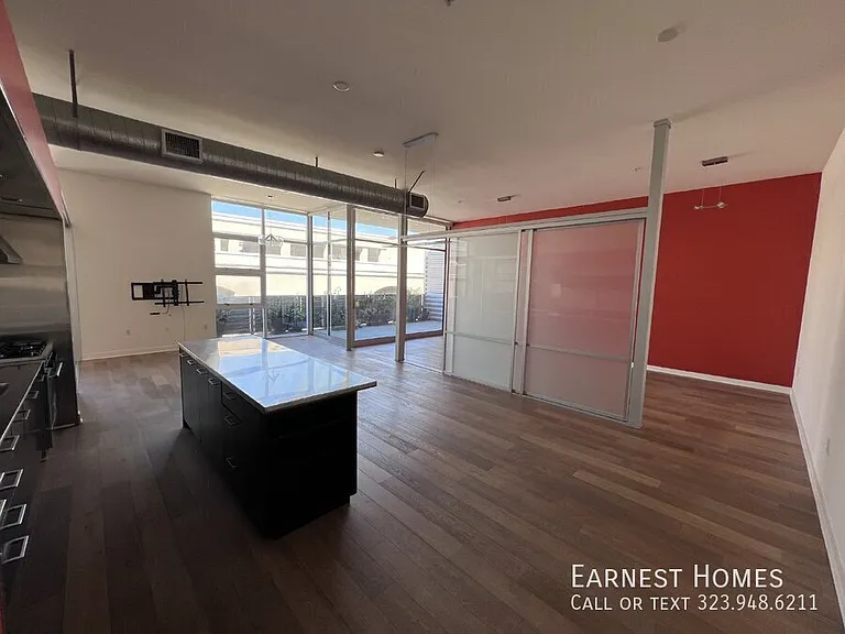 4080 Glencoe Ave #407 — Photo 2
