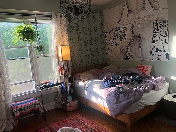 4th image of 2028 Murray Ave #2