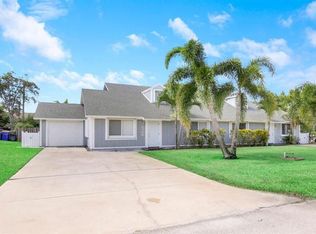 8368 SE Pine Cir, Hobe Sound, FL 33455
