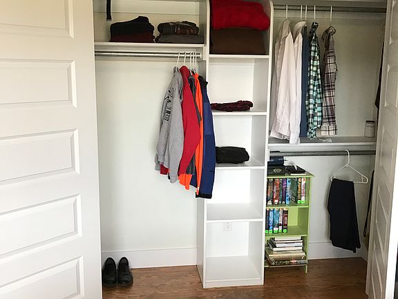 Same closets in all bedrooms