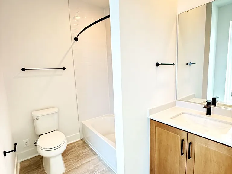 33 Lower Service Ct NW — Photo 33