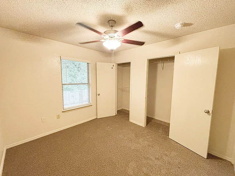 Titan - Bedroom 3