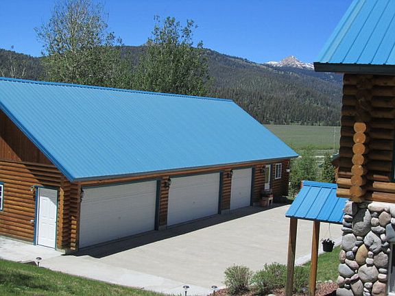 3rd image of 4216 Mountain View Dr