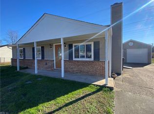 1515 Forest Cove Dr, Chesapeake, VA 23323