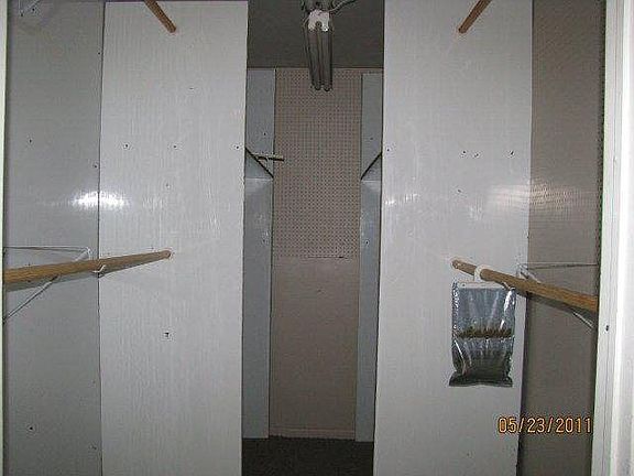 5th image of 1006 Fuller Springs Dr