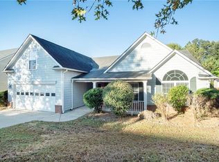 621 Rock Elm Dr, Auburn, GA 30011