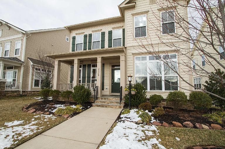 1st image of 23360 Gardenwalk Dr