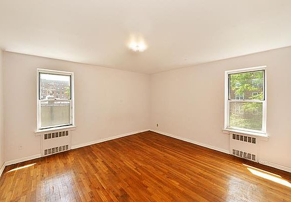 5th image of 65-35 Yellowstone Blvd #3A