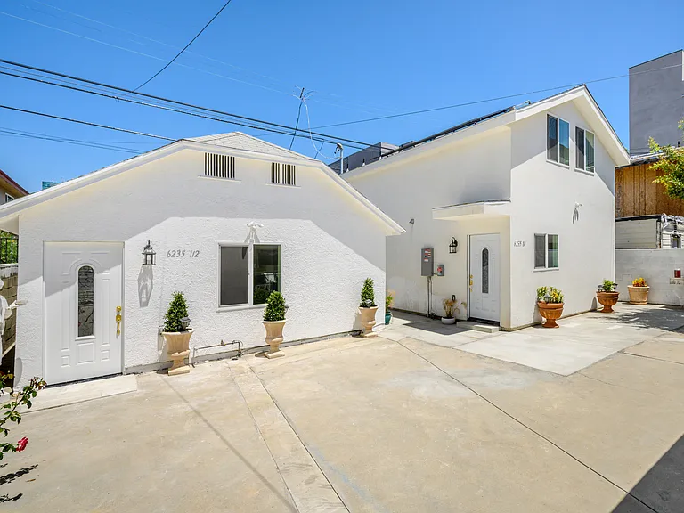6233 Banner Ave #1/4 — Photo 18