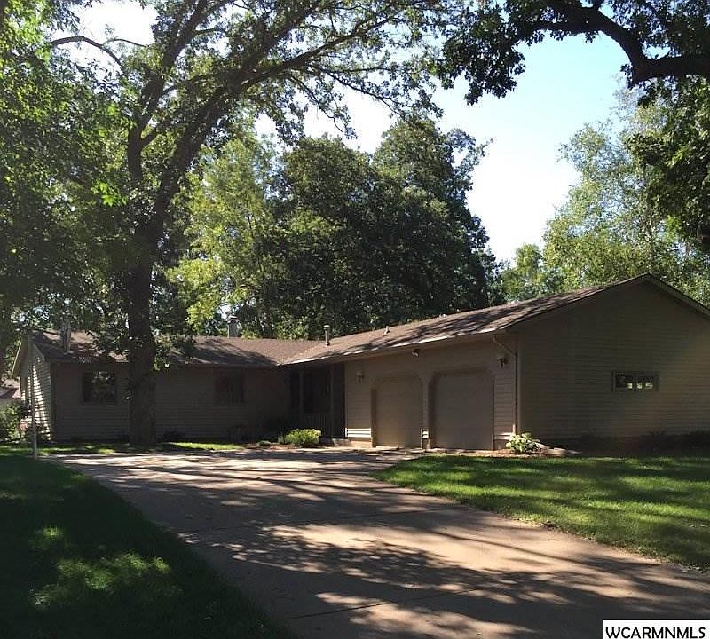 1st image of 105 Baker Dr