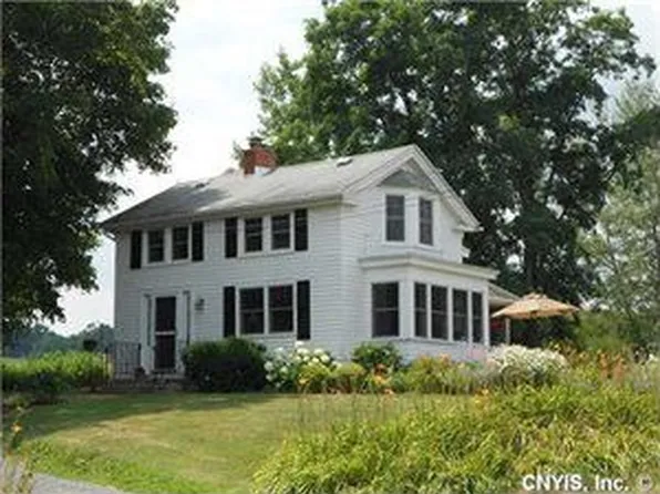 1572 Heifer Rd, Skaneateles, NY 13152
