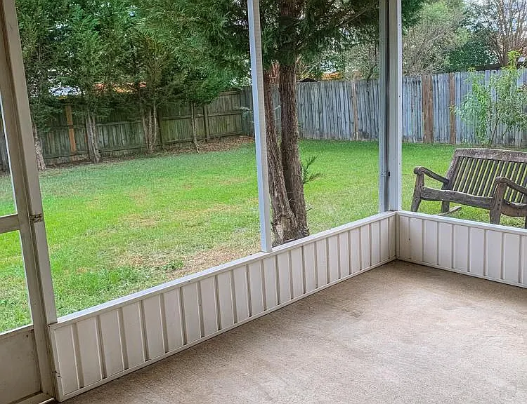 Screened Patio