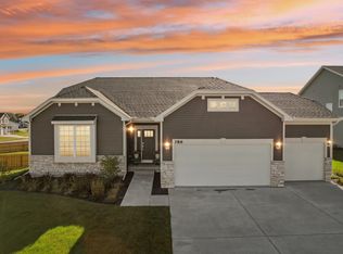 386 Humble Cir, Oregon, WI 53575