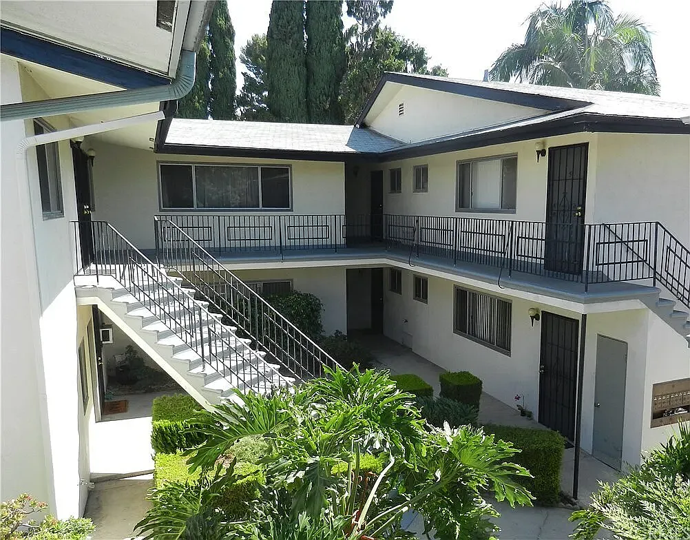 1 bed, 600 sqft, $1,875 — Photo 3