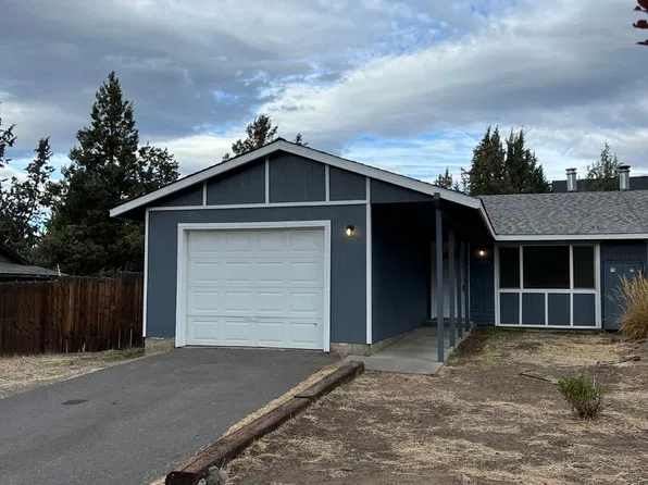 2044 NE Purcell Blvd, Bend, OR 97701