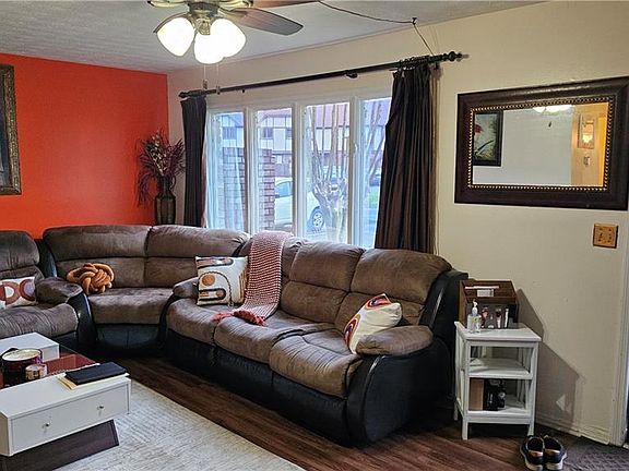 2nd image of 1807 Ashborough Cir SE APT C