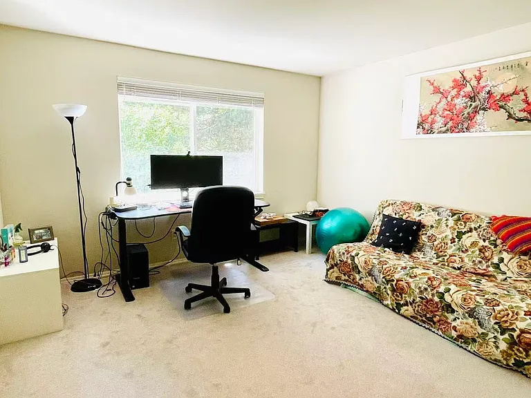17205 NE 26th Ct — Photo 12