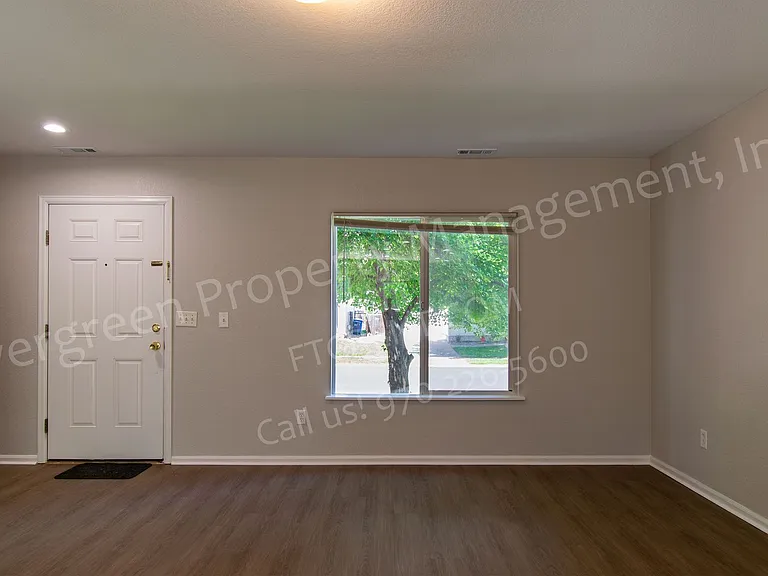 3326 Warren Farm Dr — Photo 18