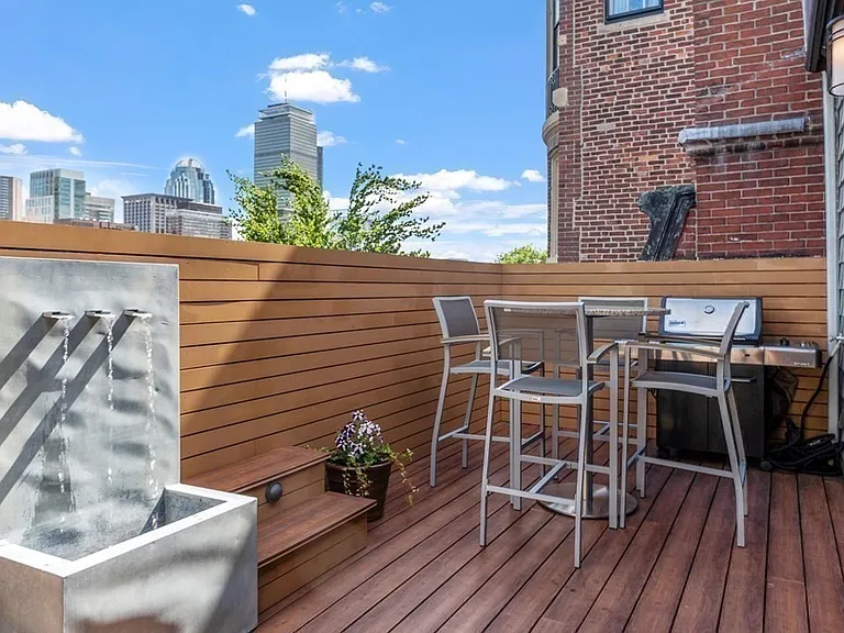 135 Marlborough St #PENTHOUSE — Photo 4