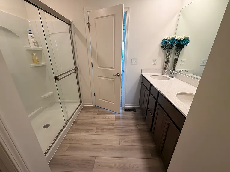 2411 Fairfield Ave — Photo 19