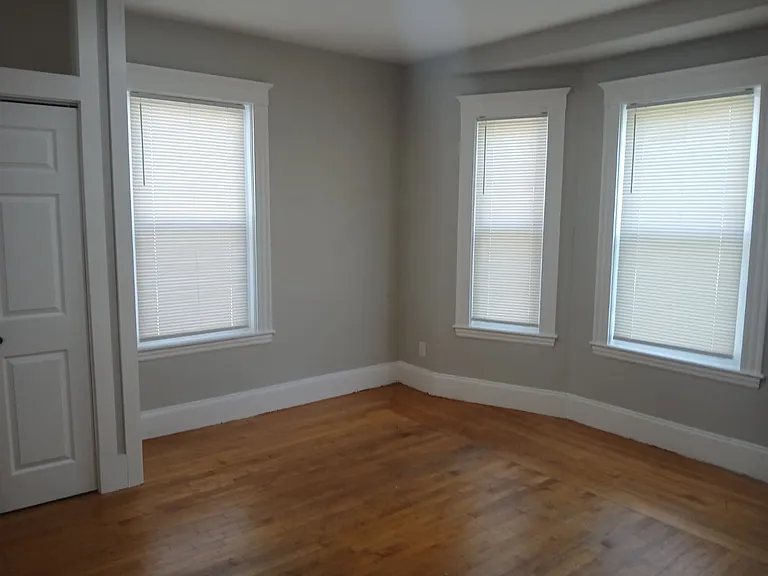 90 Edgemere Rd — Photo 38