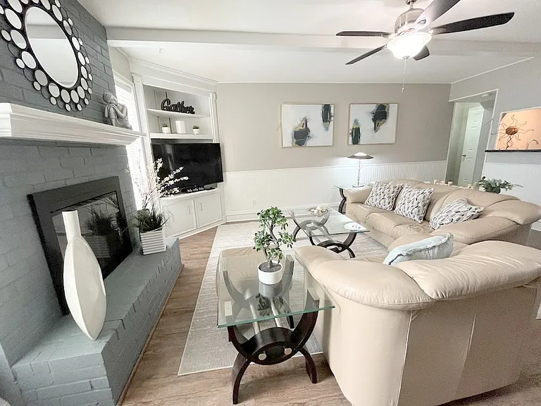 719 Park Knoll Ln — Photo 23
