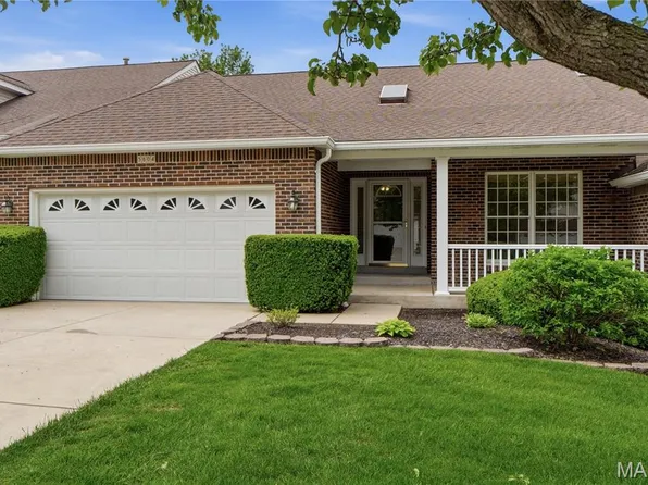 5604 Hillcamp Ct, Saint Louis, MO 63128