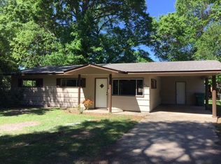 206 Robin Dr, Petal, MS 39465