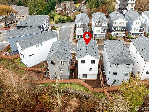 5th image of 309 207th Place SE