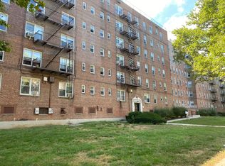 255 Mill Rd APT 4U, Staten Island, NY 10306
