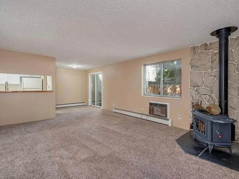 61 Newark St #A — Photo 5