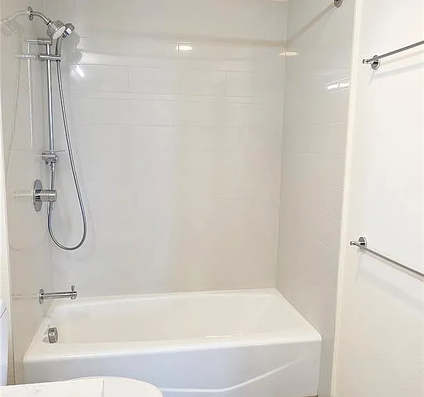 1391 Kapiolani Blvd #3608 — Photo 13