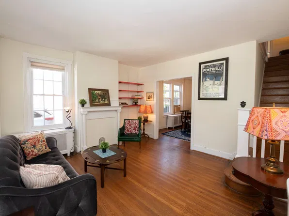 8411 Shawnee St, Philadelphia, PA 19118