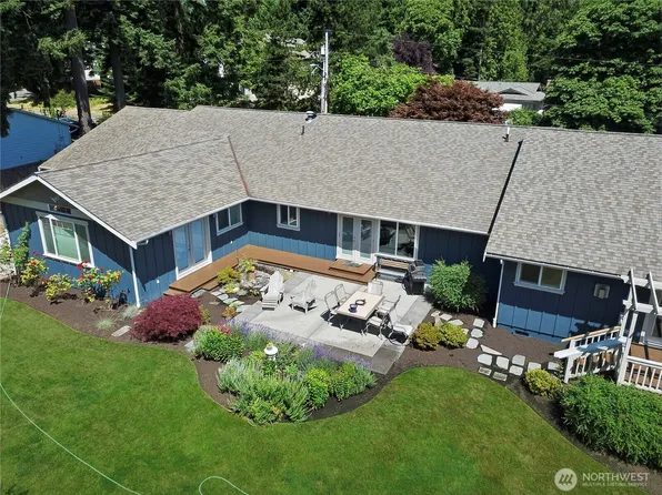 8435 NE 147th Place, Kenmore, WA 98028