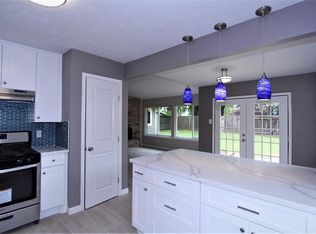 2915 Becket St, Pearland, TX 77584