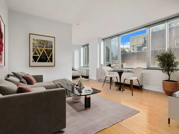 401 East 60th Street image 1 of 15