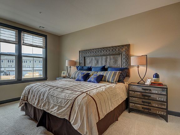 Luxurious owner's suite