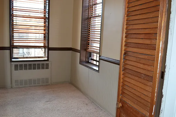 Sold by Excelle Realty Group LTD | media 7