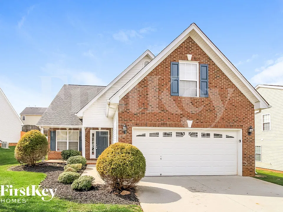 953 Peachtree Meadows Cir
