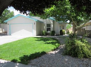929 Perry Meadows Dr NE, Rio Rancho, NM 87144