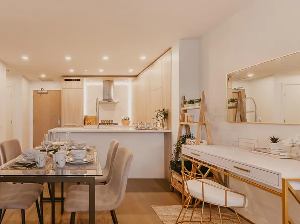 1441 Johnston Rd #1105, White Rock, BC V4B 3Z4