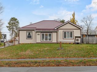 1589 King St, Windsor, NS B0N 2T0