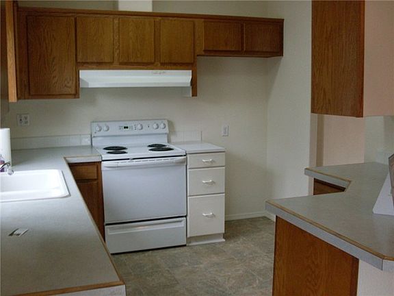5th image of 9801 195th Street Ct E