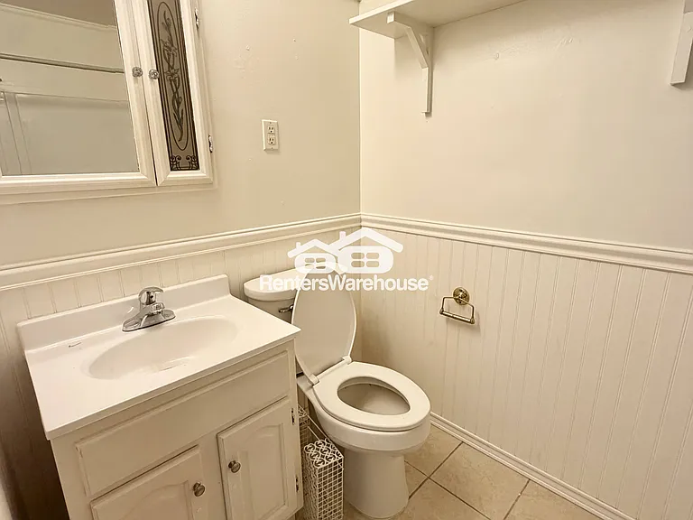 551 1st Ave #3 — Photo 10