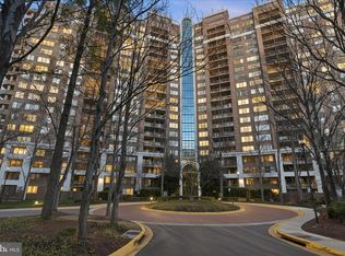 10101 Grosvenor Pl APT 1104, Rockville, MD 20852