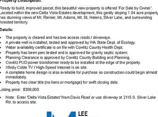 678 Davis Rd, Castle Rock, WA 98611