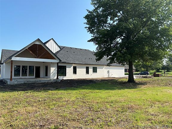 5th image of 6108 S 309th East Pl